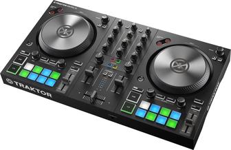 DJ контроллер TRAKTOR S2MK3