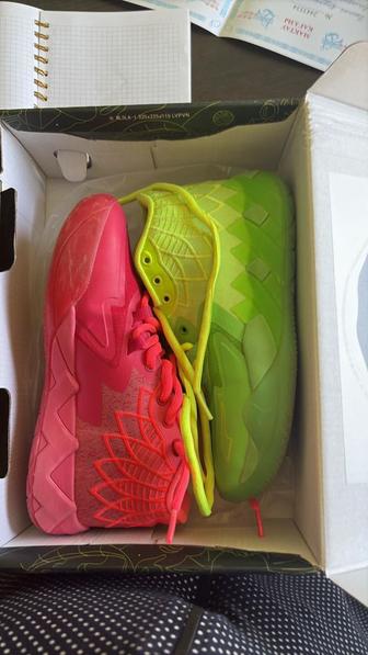 Продам кроссовки PUMA MELO