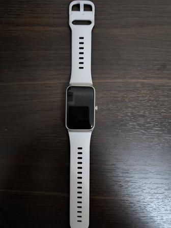 Фитнес-браслет HONOR Choice Band белый