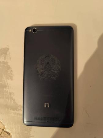 Продам телефоны на запчасти срочно.