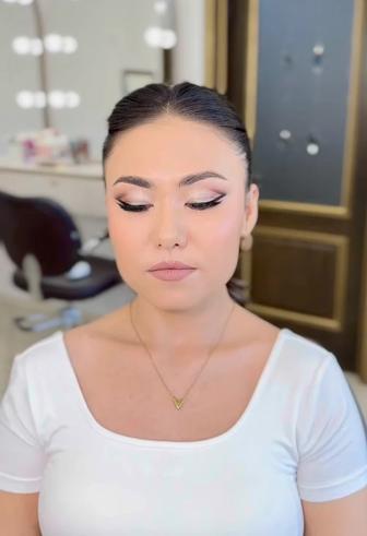 Макияж и прическа