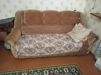 Для дома шкаф, диван, кресло