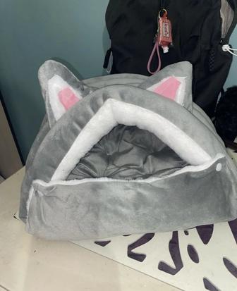 уютная лежанка для котят