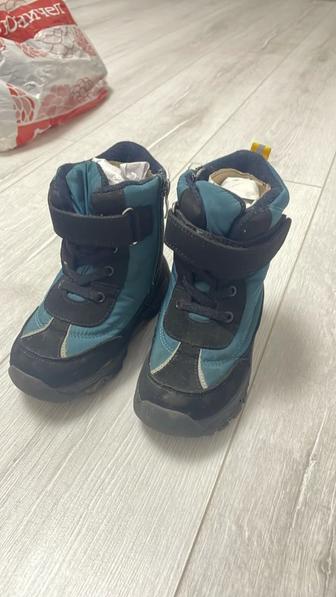 Зимние ботинки