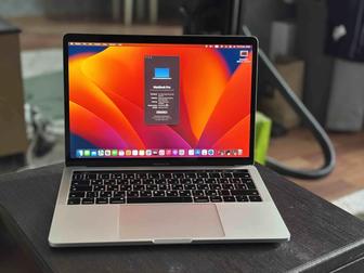 MacBook PRO 13 Touch Bar 2017 в идеальном состоянии