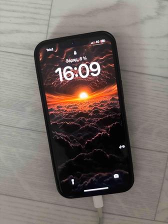 Продам IPhone 14