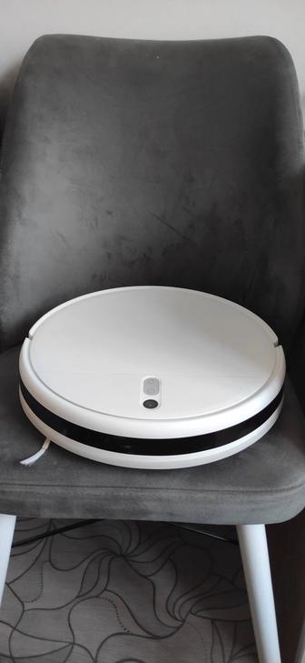 Продам Робот-пылесос Mi Robot Vacuum-Mop 2 Lite