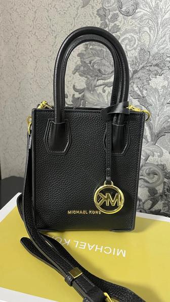 Продам сумку под Michael Kors