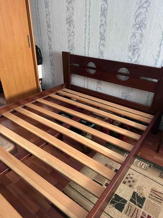 Кровать двуспальная