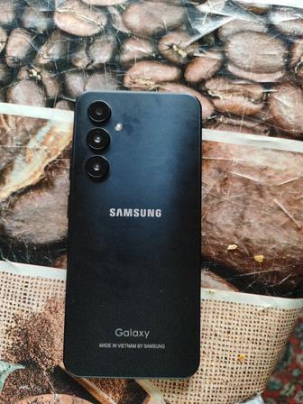 Продам телефон