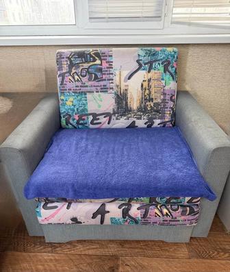 Раскладное кресло-кровать с ящиком для белья