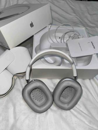 AirPods Max серебристый