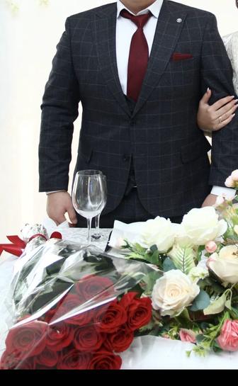 Костюм тройка