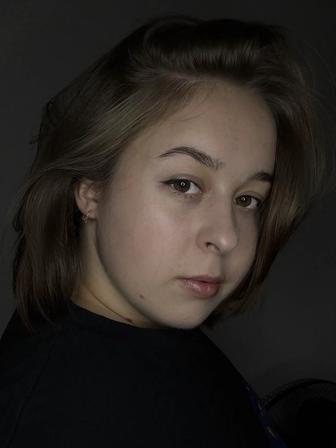 Мастер по наращиванию ресниц