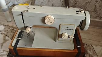 Швейная машинка чайка