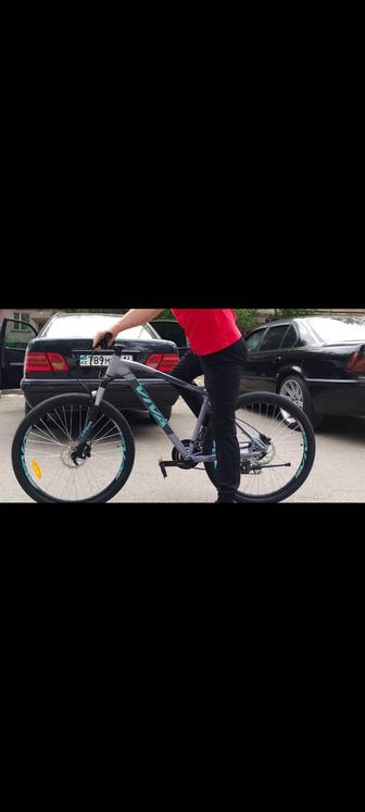 Горный велосипед VIVA Hawk 27.5. почти новый.