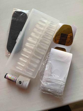 Маникюрные принадлежности