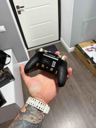 Геймпад беспроводной FLYDIGI Apex 4 Black Myth Wukong Edition