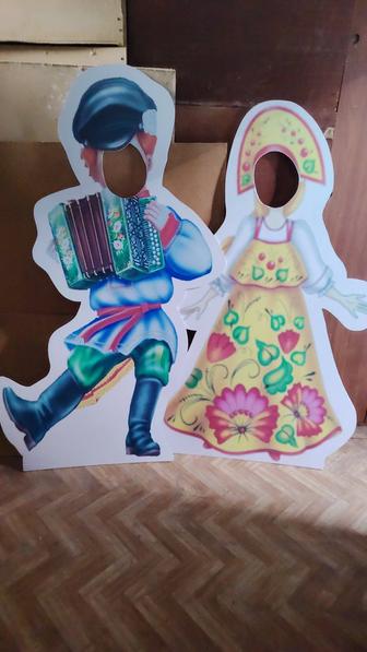 Ростовые фигуры с отверстием для лица для фото