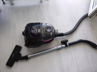 Пылесос Philips 1800w
