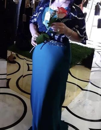 Вечернее платье