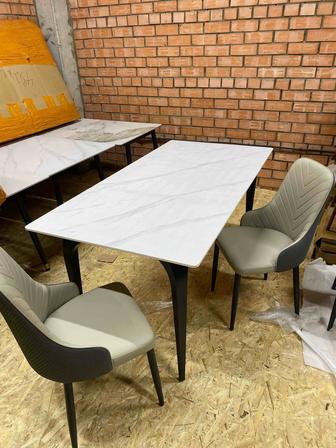 Продам стол и стулья