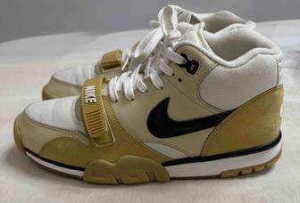 Nike Air Trainer 1