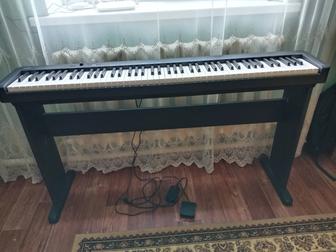 Продам цифровое пианино