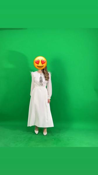 Платье белое