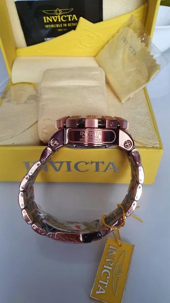 Продам мужские наручные часы Invicta