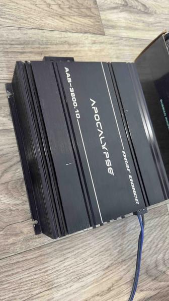 Продам Мощный усилитель