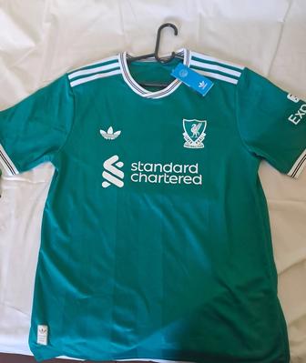 Продаю гостевую форму Liverpool FC (зеленая)