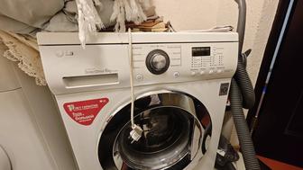 Продам стиральную машину БУ. Требуется ремонт.