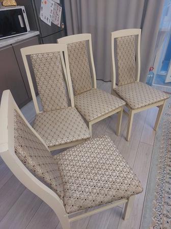 Стулья. 4 шт. Недорого. Каждый за 5000тг.