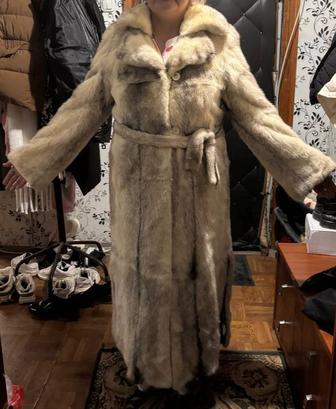Продам норковую шубу