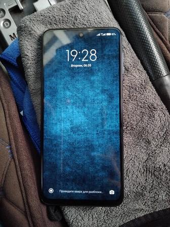 Продам смартфон Xiaomi Redmi Note 9 Pro