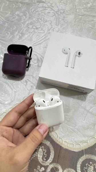Оригинальные AirPods