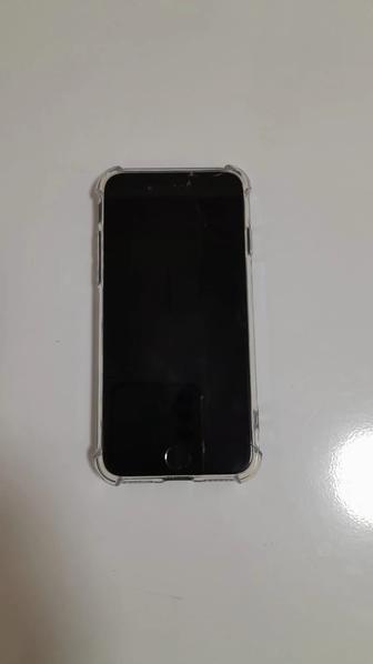 Продам IPhone 7