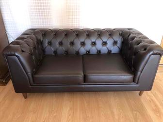 Кожаный диван, кресла.