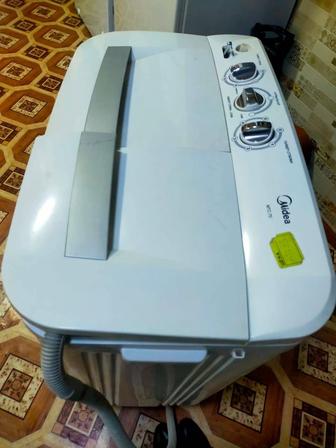 Продам стиральную машину