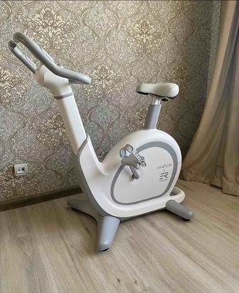 Велотренажер Kupitop Snailcle белый вертикальный