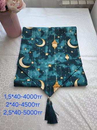 В наличии ранеры ручной работы из качественного материала