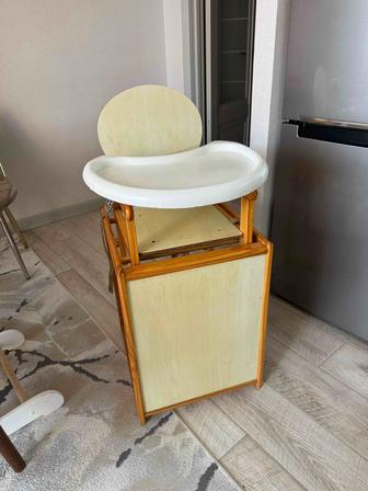 Продам столик для кормления 2в1