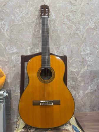 Классическая гитара Yamaha C80 чехол Bergen