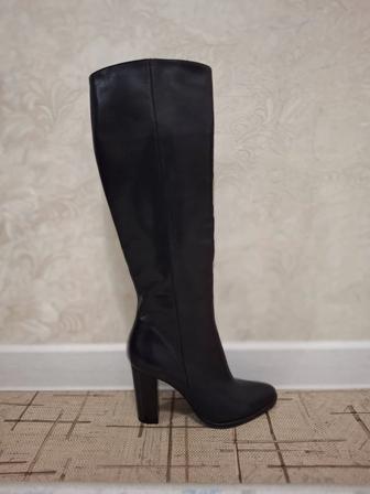 Сапожки женские