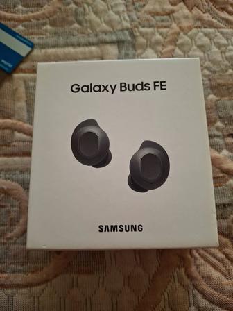 Продам наушники Galaxy Buds FE