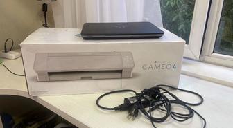 Продам плоттер cameo 4