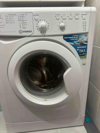 Продам б/у стиральную машину