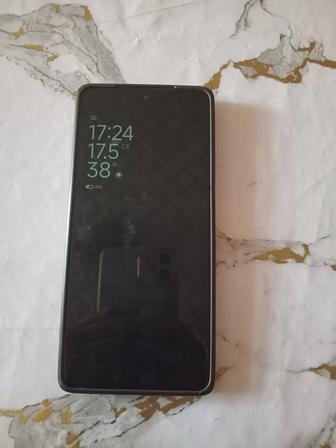 Продам телефон Xiaomi redmi note 13pro 4g