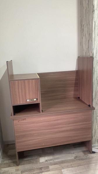Продаются офисные столы